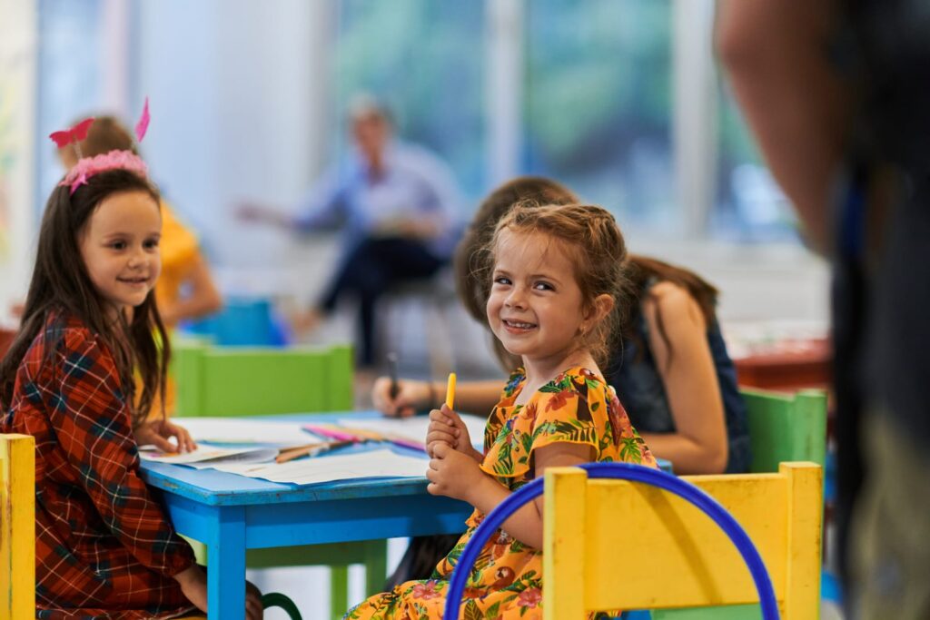creative-kids-during-an-art-class-in-a-daycare-center